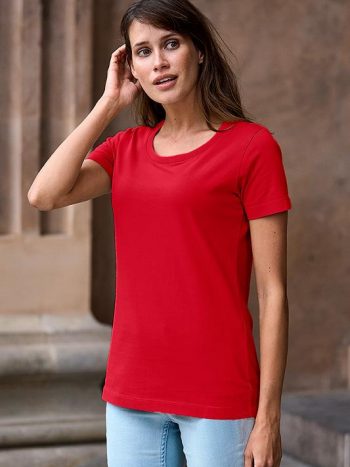 Naisten punainen t-paita